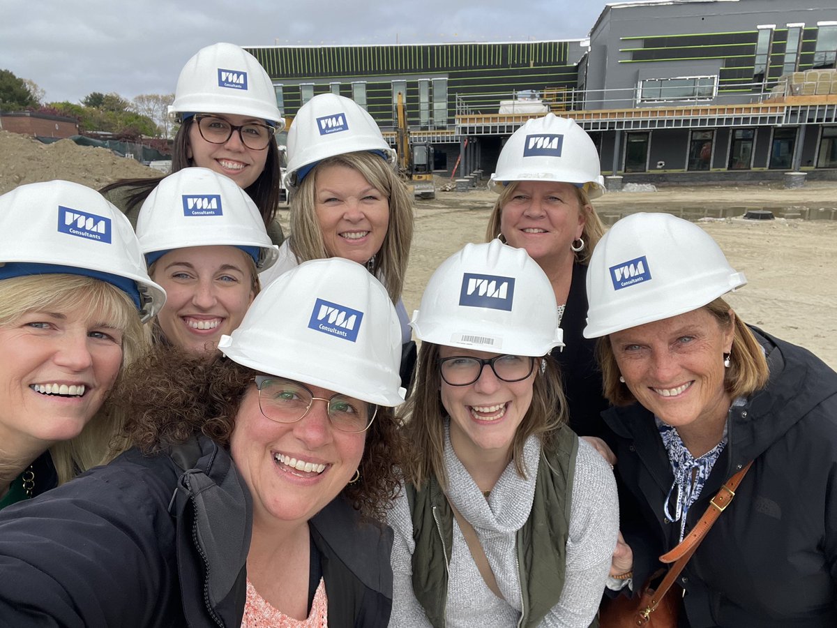 Touring Blanche Ames Elementary #WeDigEPS <a href="/AnnWeintrob/">Ann Weintrob</a>