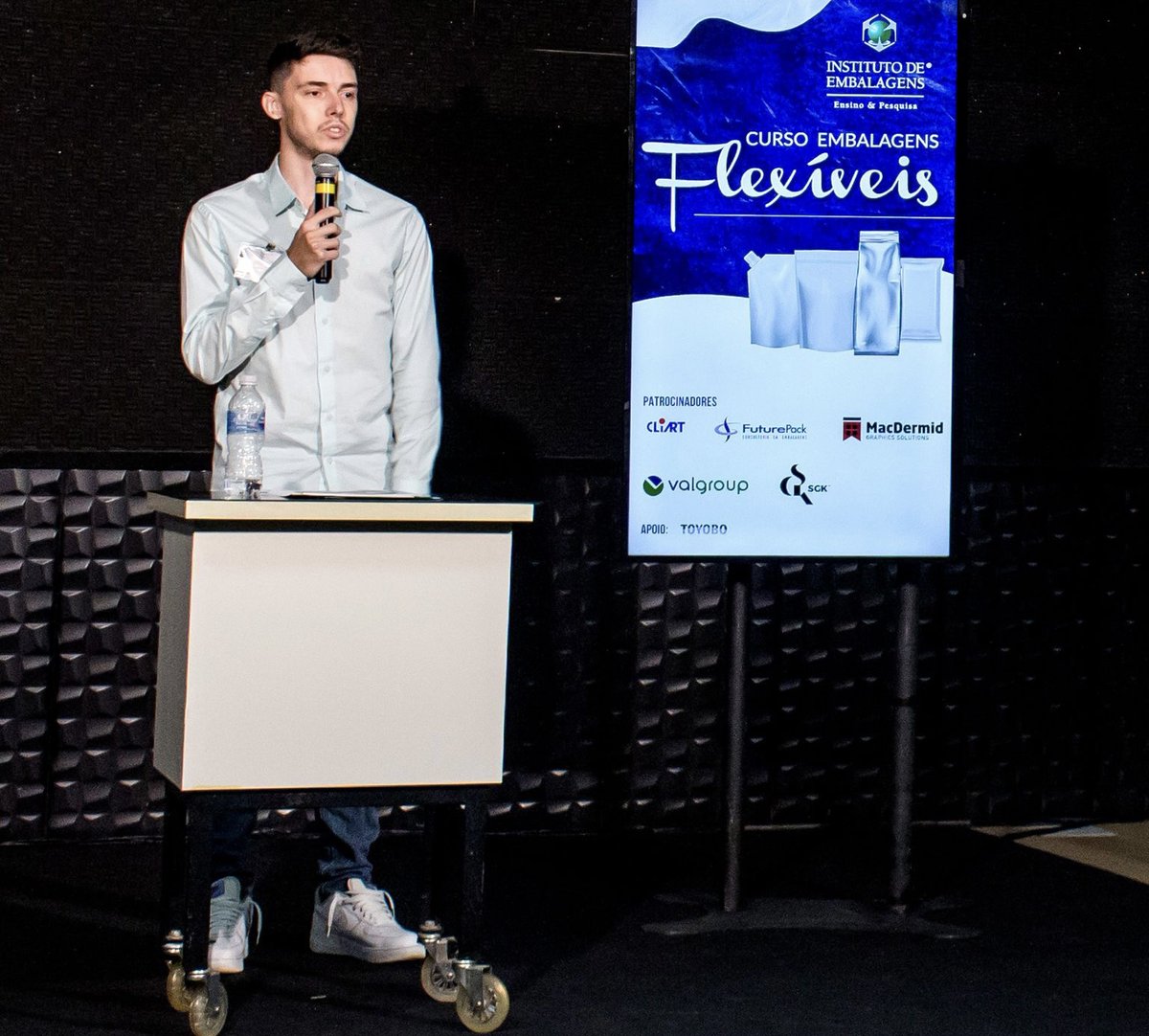 Cliart's tweet photo. CURSO SOBRE EMBALAGENS FLEXÍVEIS
Êxito em mais uma edição (parte II)

A Cliart é uma das patrocinadoras desse evento.
 
#InstitutodeEmbalagens #Cliart #FuturePack #MacDermid #ValGroup #SGK #Toyobo #embalagem #embalagens #embalagensflexíveis #instrução https://t.co/ptdMCcKjQb