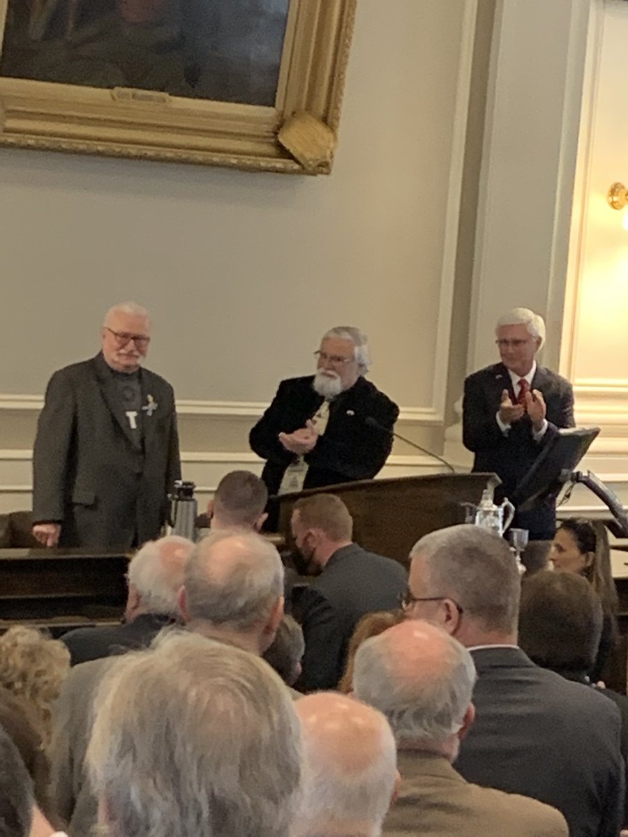 BillBoydIII's tweet photo. Great moment happening today in the #GeneralCourt with the @NHHouseofReps @nhhouseclerk & staff!! Truly inspired to hear #LechWalesa speak today!! #NHPolitics #Solidarnosc https://t.co/mrWHB4b7XT