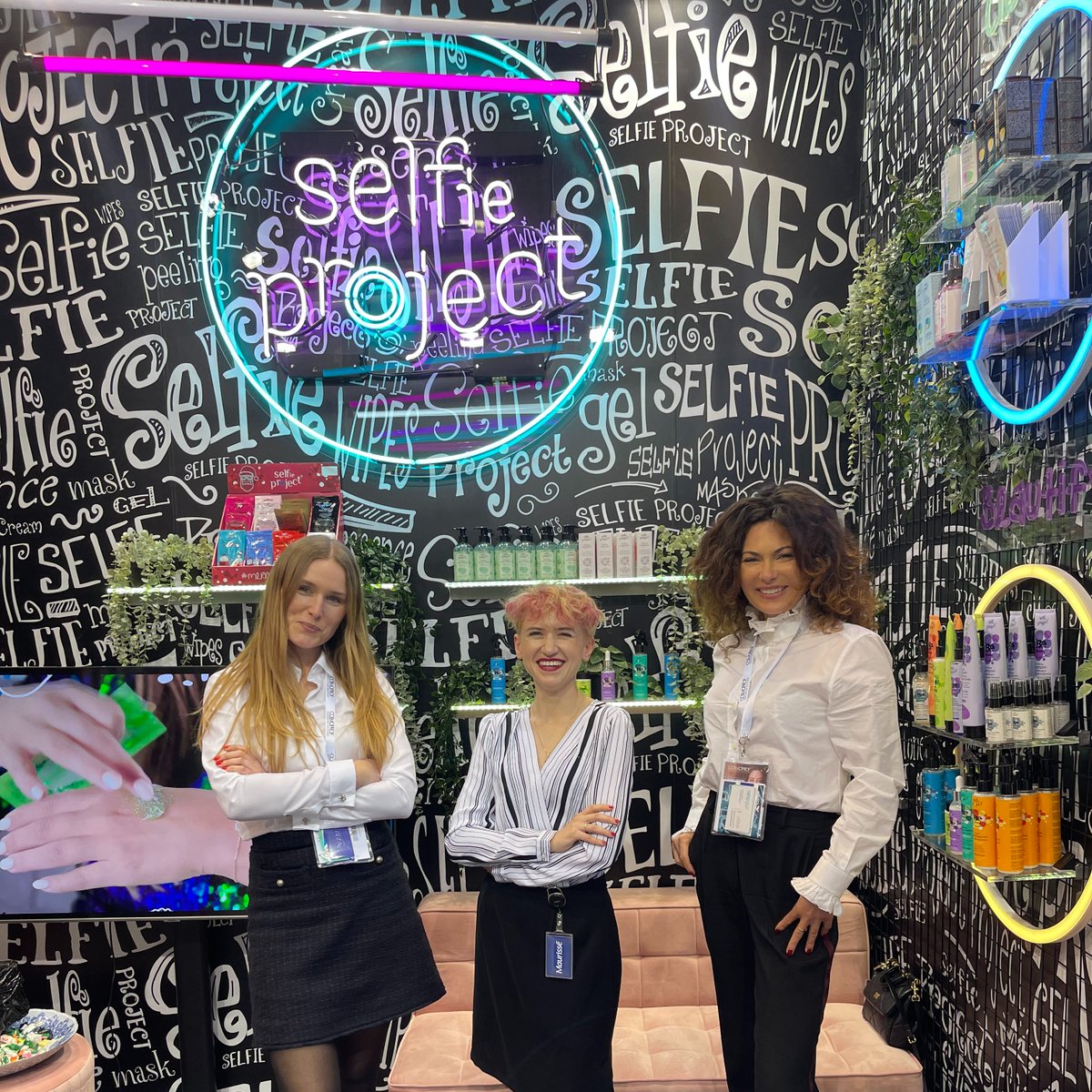 Maurisse_com's tweet photo. One of the largest cosmetics fairs @cosmoprofworld  has ended. This year's 53rd edition was attended by over 2,700 exhibitors from 70 countries around the world together with @Maurisse_com Thank you for interesting meetings and promising business plans.🔥 https://t.co/d20lD0q0JQ
