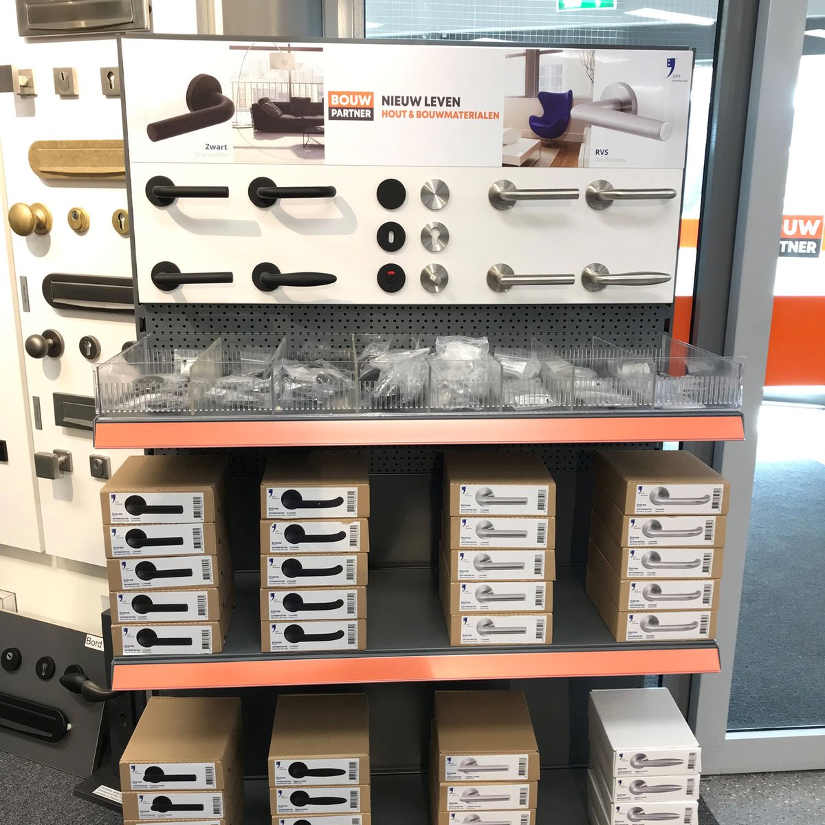 Wilt u ook nieuw leven blazen in uw deurbeslag? Ontdek onze hoogwaardige, scherp geprijsde modellen bij Nieuw Leven B.V. in Volendam!