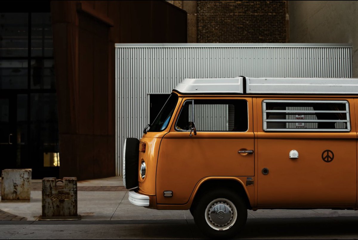 jabberudah's tweet photo. 📸 for the vintage lovers
“I’ll take the bus 2”
#NFTCommunity #nft #nftphotography
https://t.co/yZQXfTScW0 https://t.co/ipVxkFhxS4