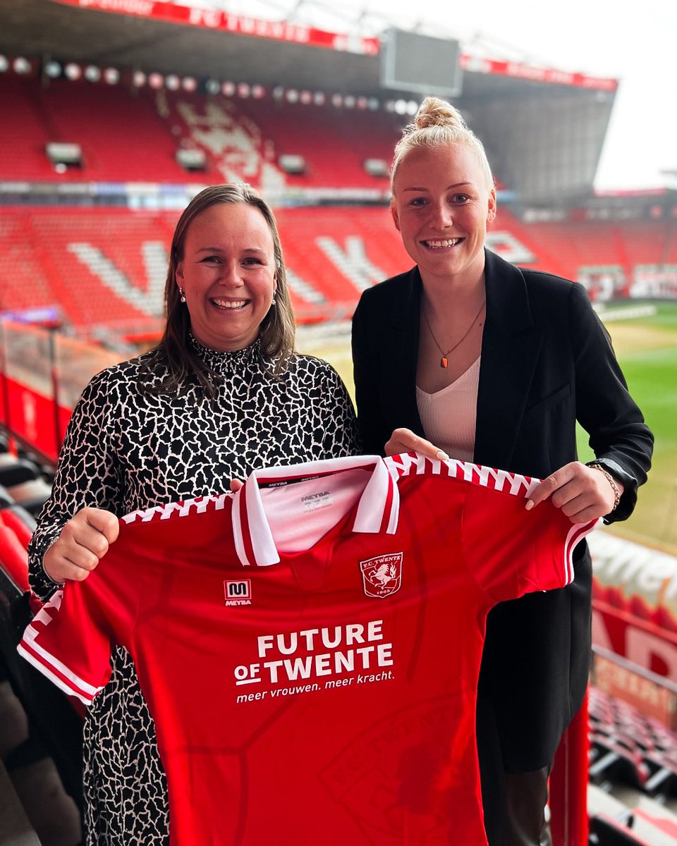 Back in Enschede, back in familiar colors 🔴 <a href="/daniquekerkdijk/">Danique Kerkdijk</a> joins FC Twente next season. Congratulations, Danique! 👊🏼

(📸: FC Twente)