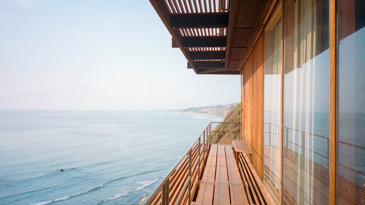 nev_in_color's tweet photo. SoCal on 35mm 🎞 https://t.co/OBQy4oV9Vl