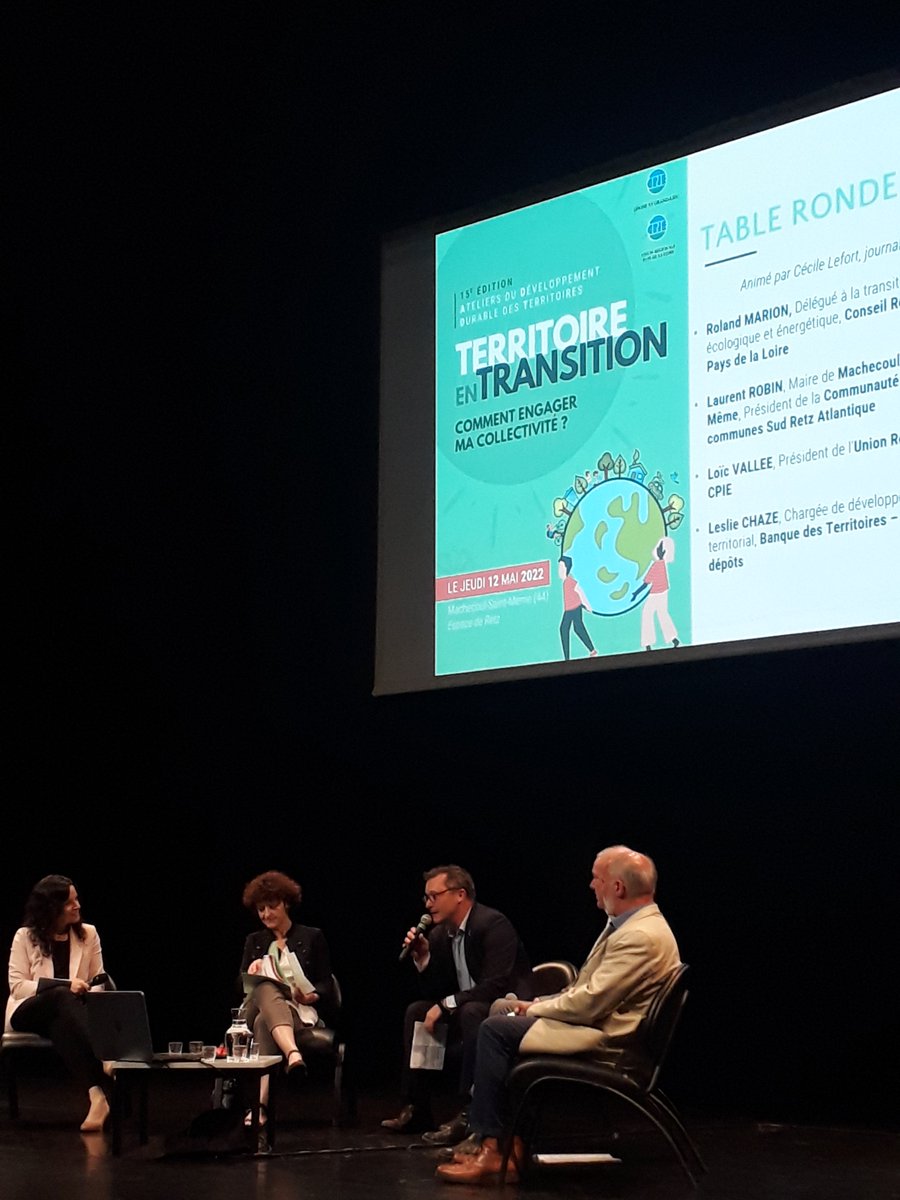 graine_pdl's tweet photo. 📢👥 Aujourd'hui pour la 15ème édition des #ADDT, organisée par le #CPIE Logne et Grand Lieu et l'UR CPIE Pays de la Loire, en partenariat avec la région @paysdelaloire, le GRAINE animait un atelier thématique "Formations des élus : ressources, contacts et perspectives" https://t.co/mqNqlaAH45