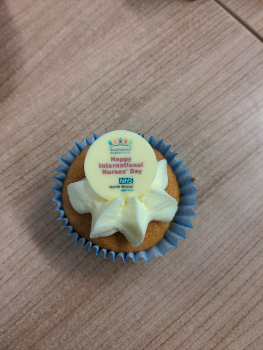 LauraCrowle's tweet photo. #HappyInternationalNursesDay2022 @acutemedicalnbt @NBTACP @ICUEd_NBT @ICUNurses_NBT @SAU_NBT @NBT_ICU @NorthBristolNHS https://t.co/SqNkynJV4n