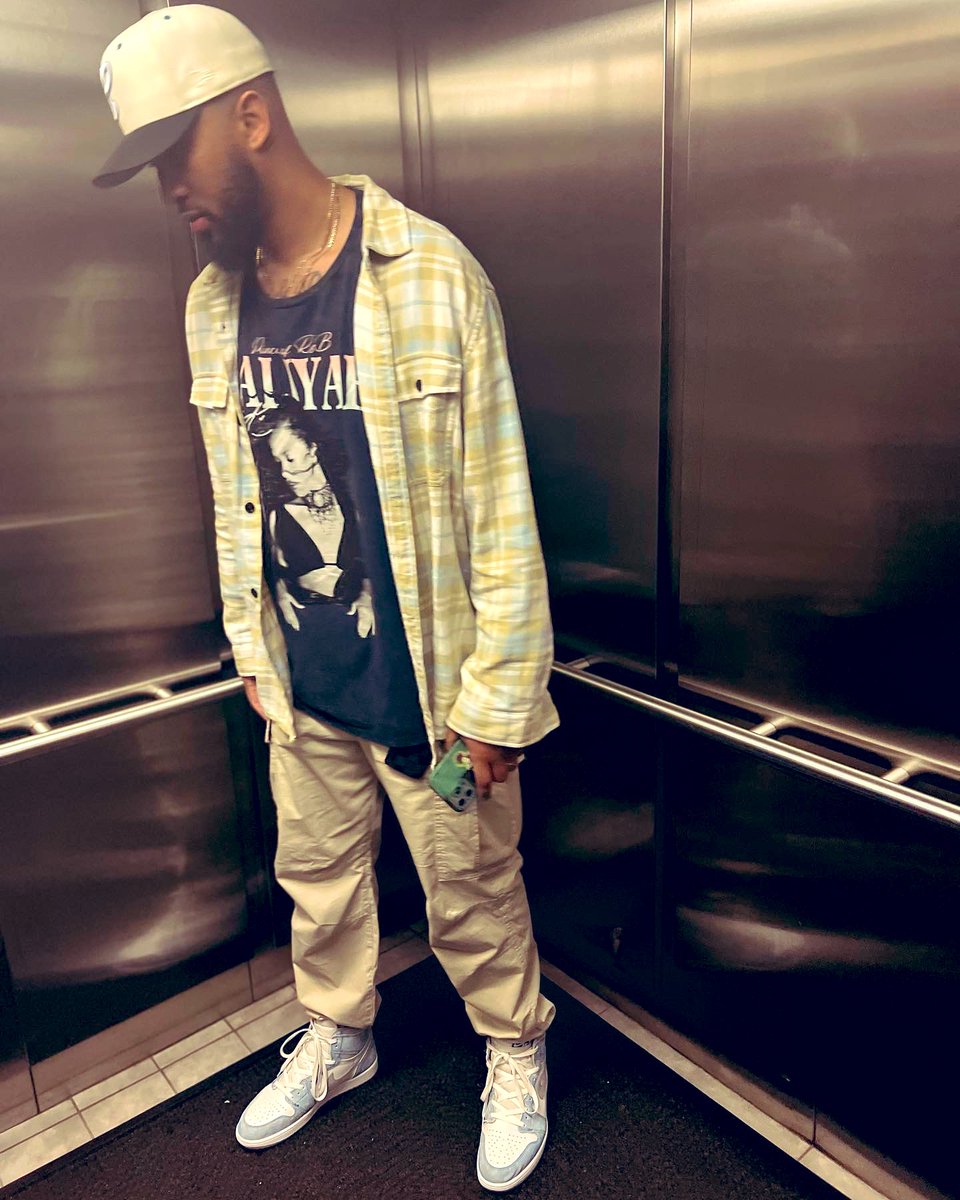 avreysmithmusic's tweet photo. Giving honor to God, who’s the head of my life https://t.co/EUeUmnR9mQ
