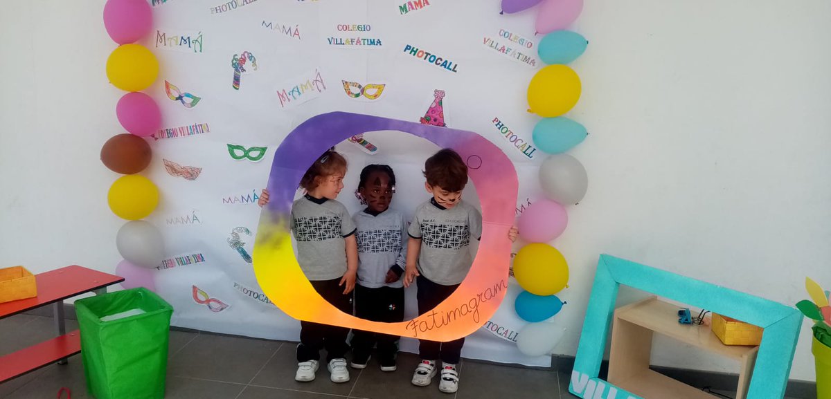 ColegioVilla's tweet photo. Jueves de semana cultural. Hoy especialmente contentos por la visita de los padres y madres de infantil. #ColesConAlma #cvillafátima #semancultural #urce #ecoparcburriana #firetadelllibre #tallerselfie #pequeñoscientíficos #fartonsyhorchata #SLIME #ConvivenciaSana https://t.co/nuo4oDFfvu