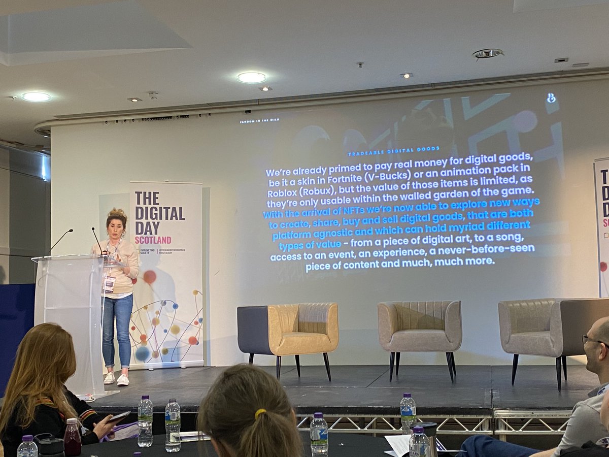 By far, the most exciting talk of the day for me, has been The New Fandom Formula by @zoescaman. Talking about community, autonomy and equity and what those trends mean #DigitalDay <a href="/marketingsocSCO/">The Marketing Society Scotland</a>