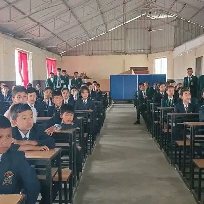 Bring_TheChange's tweet photo. Your support is gratifying 🙏. We as a team of #BringTheChange Club would like to thank "Green Lawn School" and #LetsGoFoundationMirik for showing a lot of love,effort and support towards https://t.co/oR5JyGhDKM was a joyfull and  learning experience to everyone of us. https://t.co/dogGmN3kiz