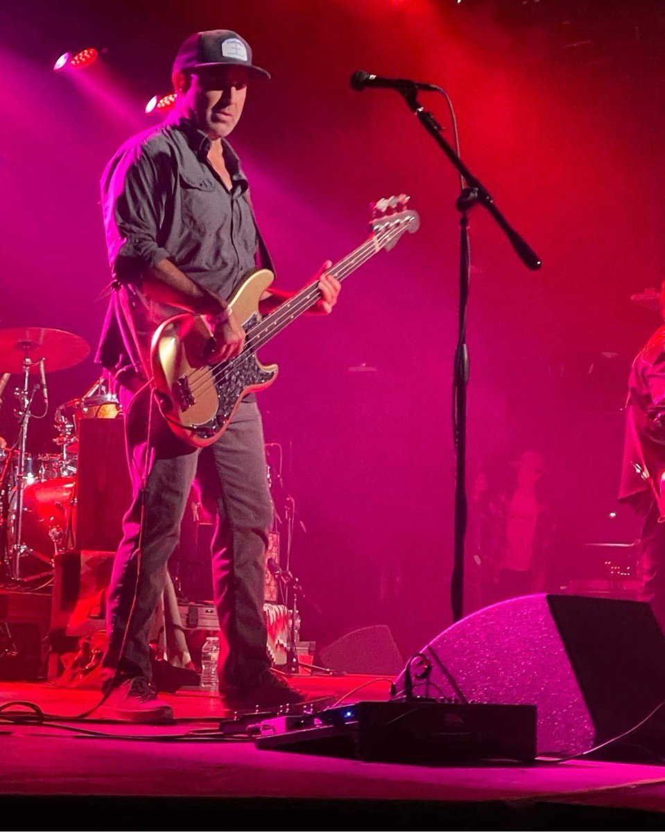 Roger Clyne tweet media