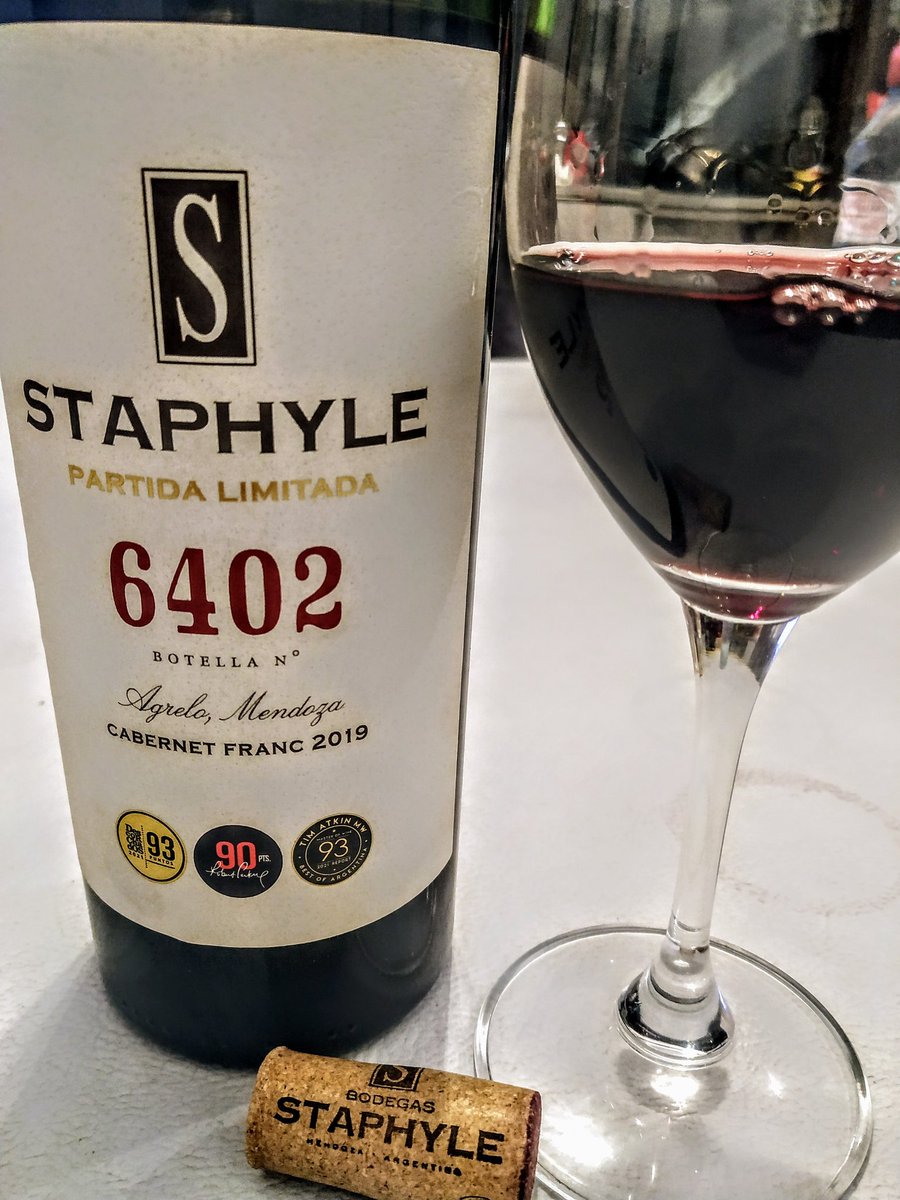 bodegastaphyle's tweet photo. Toda la firmeza y elegancia del #CabernetFranc 🍷🍷 #PartidaLimitada #Agrelo 
#Mendoza https://t.co/1OD3oYSJce