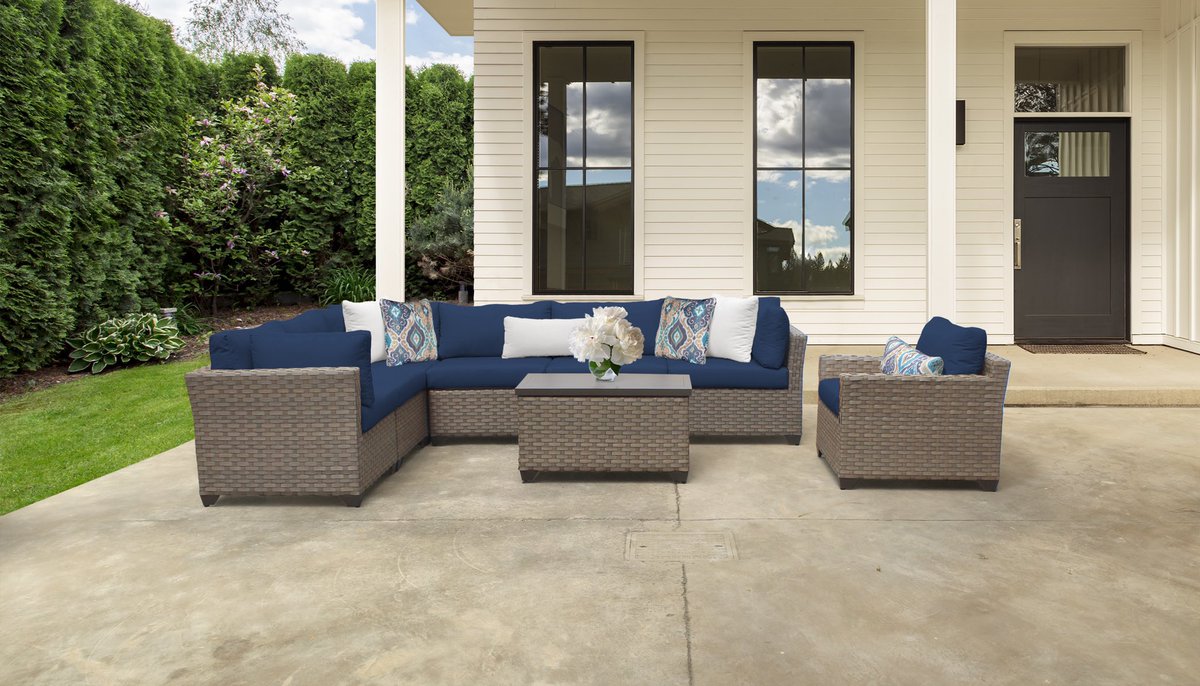 ✔️Friends ✔️Sunshine ✔️ The perfect gathering spot! 🌞 Wine, dine &amp; unwind on this fantastic Rochford 8-piece, all-weather rattan wicker patio set available at <a href="/Wayfair/">Wayfair.com</a>. Ideal for stargazing &amp; Sunday read-a-thons!

#backyardgoals #wayfair #wayfairfinds

wayfair.com/outdoor/pdp/so…