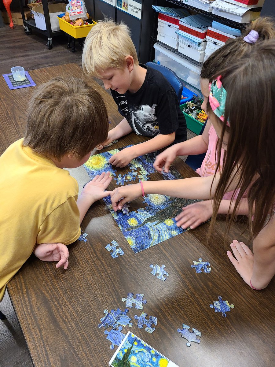 More #puzzle pics with <a href="/amoran4/">Amy Moran</a> 3rd graders. #teamworkmakesthedreamwork  #arthistory <a href="/L_LLOYD87/">LINDSIE LLOYD</a> <a href="/SeriousPuzzles/">SeriousPuzzles.com</a>