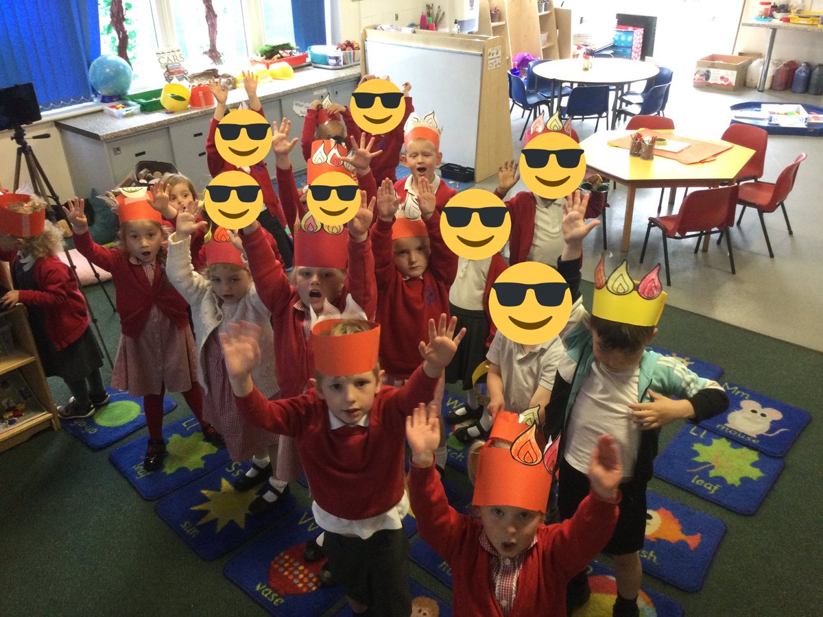 HTAClassF1's tweet photo. The F1 children have had a Pentecost party today. We made Pentecost hats and sang a song about the Holy Spirit. #HTAComeandSee #HTAEYFS https://t.co/3nuMEQnsGR