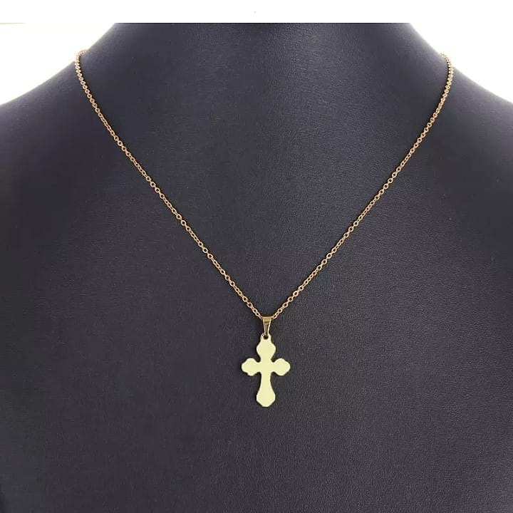 yvieprincess's tweet image. These are our available #GL  #crosspendants #longnecklaces ;

 #tarnishfree , #neverfade and #noallergies &amp;amp; prices are 3,500, 4,000 and 5,000 naira, depending on the #necklacestyle you choose&amp;amp;.

Buy from my @yccocollections : We #Sell #Luxury to you, at #affordableprices😍✨💝