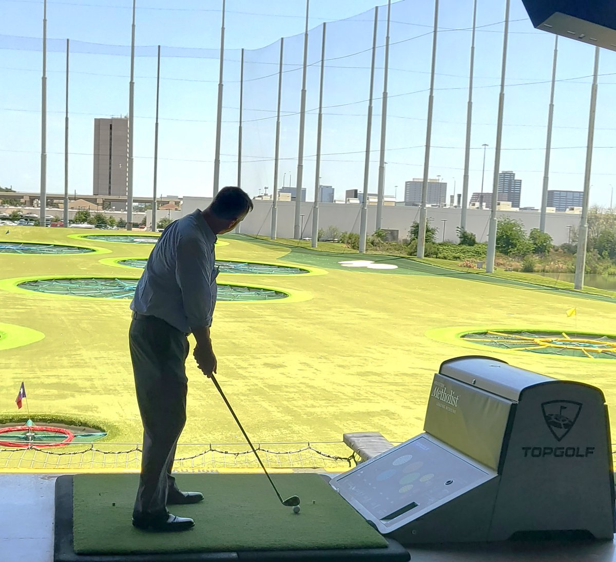 INS_Networking's tweet photo. Yesterday, we co-hosted a Private LTE (pLTE) training session with @nokiaindustries  at Topgolf in Houston. To learn more about pLTE networks, read our article from IEB Magazine: https://t.co/FvwplwMkcs. Contact us to get started. https://t.co/2kk7FQNTFN

#pLTE #PrivateLTE #IIoT https://t.co/zpZCObAJ2k
