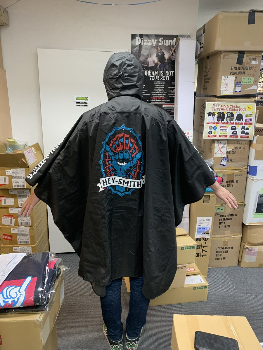 HEY-SMITH レインポンチョ発売中ー！！ これからの梅雨シーズンに是非