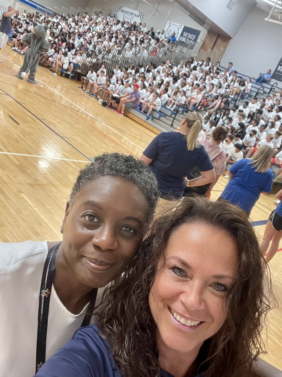 DrMJHubb's tweet photo. Olympic Festival is underway @WRidgeMS!  These kids are excited. Glad @ProfCybersecXR could join me today! @theSMSD #KeepingSMSDstrong #ChamptheWildcat #TheWestWay 💙 https://t.co/6dDP5hR27t