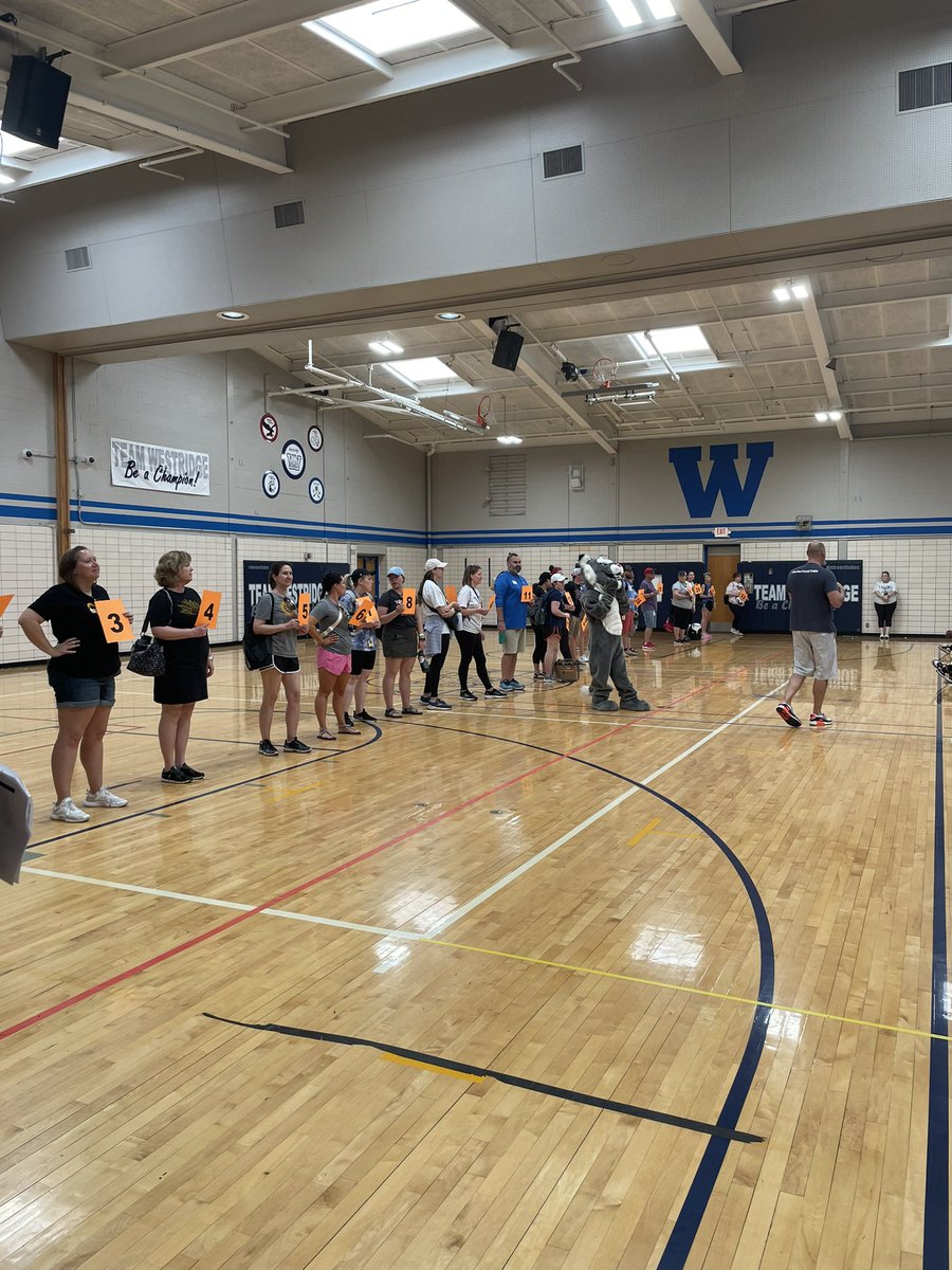DrMJHubb's tweet photo. Olympic Festival is underway @WRidgeMS!  These kids are excited. Glad @ProfCybersecXR could join me today! @theSMSD #KeepingSMSDstrong #ChamptheWildcat #TheWestWay 💙 https://t.co/6dDP5hR27t
