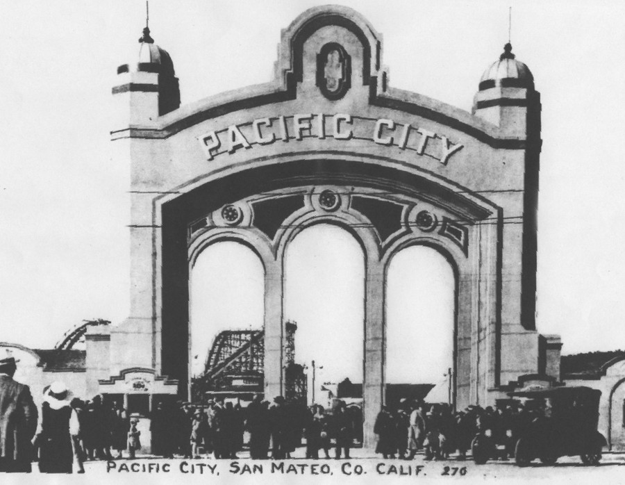 SMCParks's tweet photo. Have you ever heard of Pacific City Amusement Park? It was built at Coyote Point in the  early 1920’s and offered a boardwalk, roller coaster, merry-go-round, Ferris wheel and much more.

#pacificcity #lostamusementpark #coyotepoint #throwbackthursday #parkoftheweek https://t.co/7i35n8yWVT