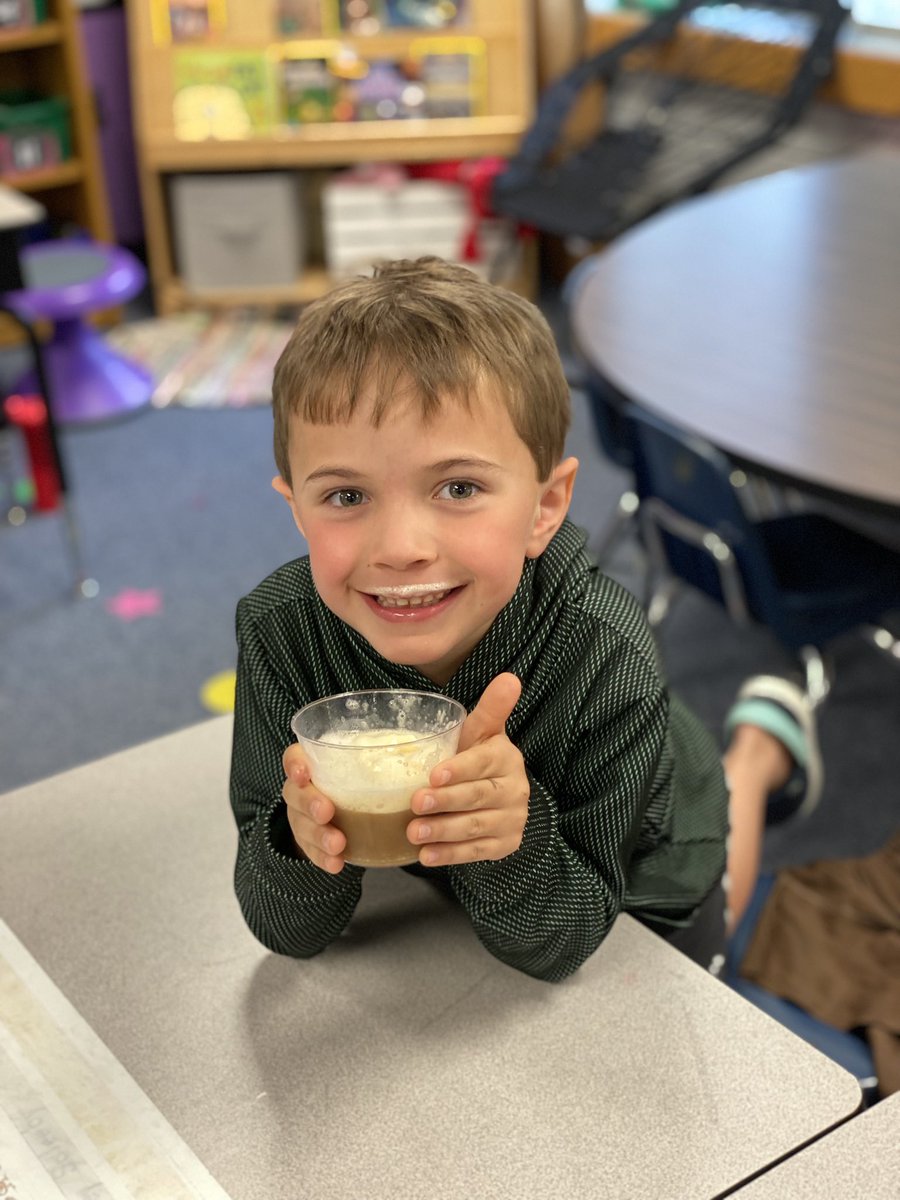msmoss23's tweet photo. We’ve been talking about states of matter and what better way to see all three but a Dr. Pepper float 🥤🍨🫧 @LaurelMillElem @toni_stadelman #gasmustache #scienceiscool #solidliquidgas #everythingmatter https://t.co/RPyqqAgkRT