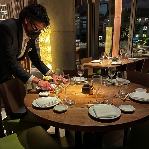 Roka Istanbul
Planlux has participated in realizing the lighting scheme of Roka Istanbul by Zuma Group with Dream. Interior design by Studio Glitt.
#studioglitt <a href="/galataportist/">galataportist</a>  #dreamrestaurants
#architecture  #lightingdesign

Find out on our  website!
ow.ly/LGB350IBQtv