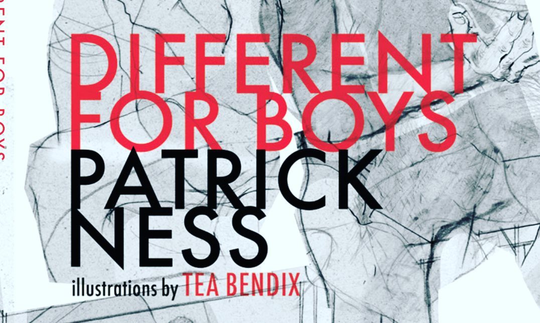 🆕📚 Patrick Ness REGRESA en 2023. El aclamado autor de la trilogía #ChaosWalking y ‘Un monstruo viene a verme’ anuncia la publicación de #DifferentForBoys, una novela corta que explora las amistades masculinas y las relaciones románticas. Ojalá también llegue a nuestro país. 🤞