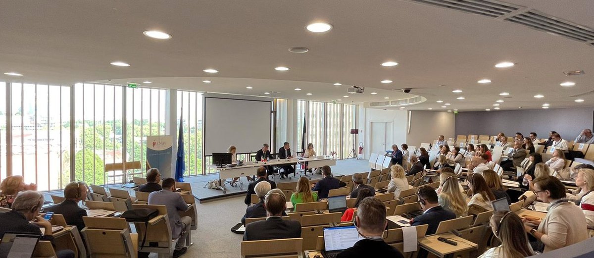 ENM_France's tweet photo. Ces 12 &amp; 13/5, 63 #magistrats &amp; #avocats européens suivent, à l’@efbparis, le 3e séminaire #JustFree #PFUE2022 sur “La #LibertédExpression des magistrats et ses évolutions récentes sur les #réseauxsociaux”, organisé par l’#ENM. + d'infos : https://t.co/Ket0CGuaht. #PFUEENM #UE https://t.co/7uETK9XcTf