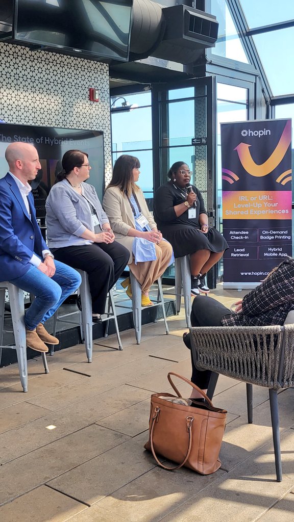 stephbaiocchi's tweet photo. We'll make it happen but not with one camera and Zoom. Not anymore. -Tenille Johnson 

@Hopin #EventProof #HybridEvents https://t.co/OpOOwqPMlo