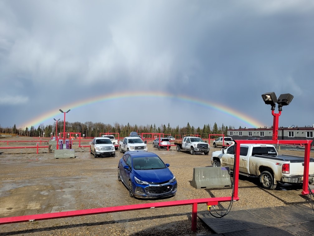RCCCEdmonton's tweet photo. Are you looking for the gold at the end of the rainbow? Be sure to stop at RCCC Duvernay Lodge! 🌈

#RCCCDuvernayLodge #RIGHTCHOICECamps https://t.co/udREfrSzAZ