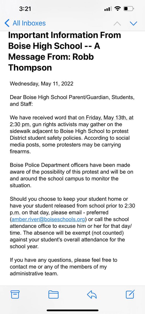 thenorthend's tweet photo. A human chain around #BoiseHigh is being planned for Friday at 2:30PM to counter the #wingnuts who are planning a protest over Boise Schools health and firearm policies. #bebrave #northendboise #idaho #idpol https://t.co/wEtz6qshLa cc: @sheriedmond https://t.co/6uo4iDq0n3