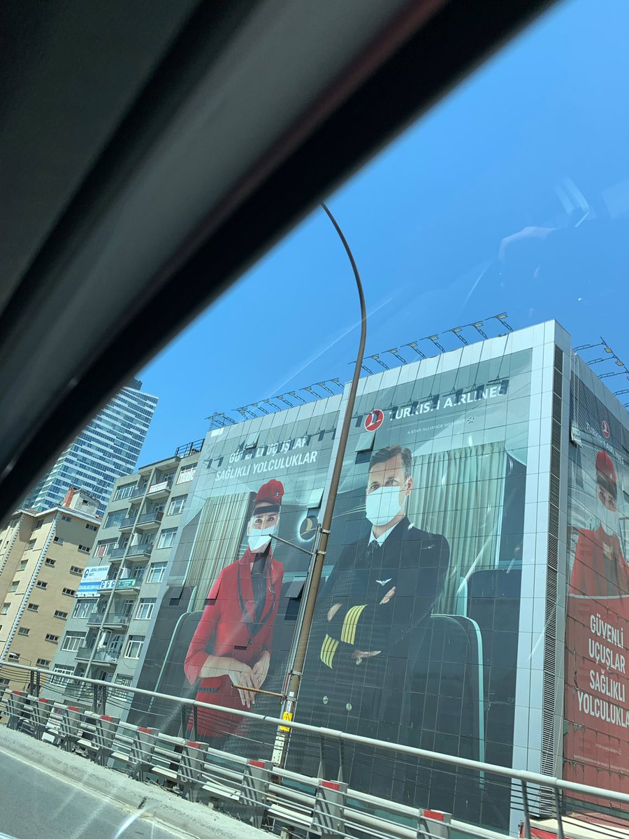 SayanBanu's tweet photo. @KarayollariGM @ibbzabita merhaba, bugün saat 12 suları öğle saatlerinde E5 Çağlayan yakınlarındaki tüm lambalar yanıyor, tasarruf için dikkatinize sunarım. https://t.co/TzFtXU9wNY