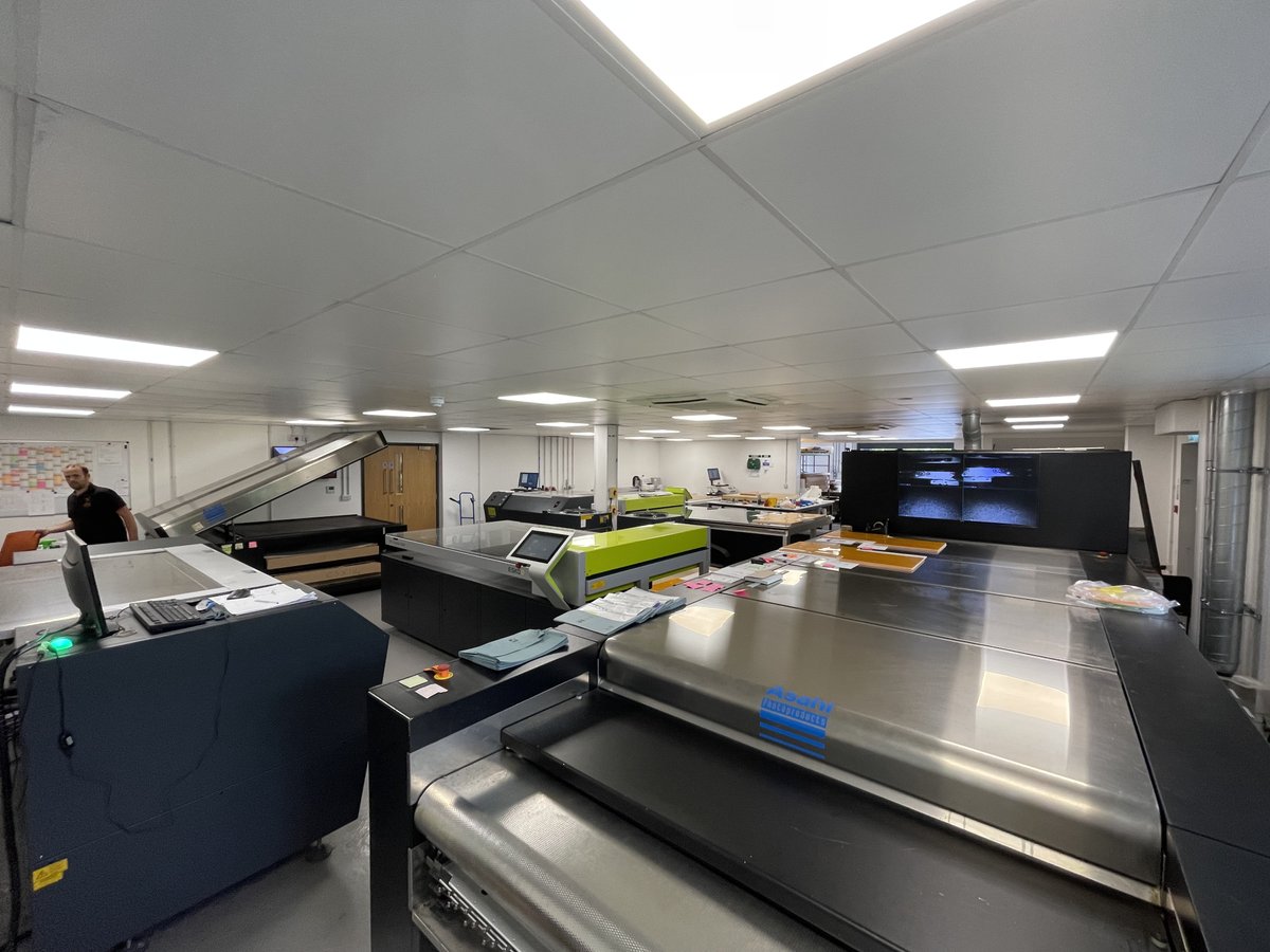 YRG_Group's tweet photo. Thursday afternoon walk around one of our plate divisions.
Esko XPS Crystal 5080 in action.

The XPS Crystal uses UV LEDs which don’t need warm-up time and always emit consistent light transfer.

#flexo #flexoprinting #prepress #reprographics https://t.co/ISXTqc7t5k