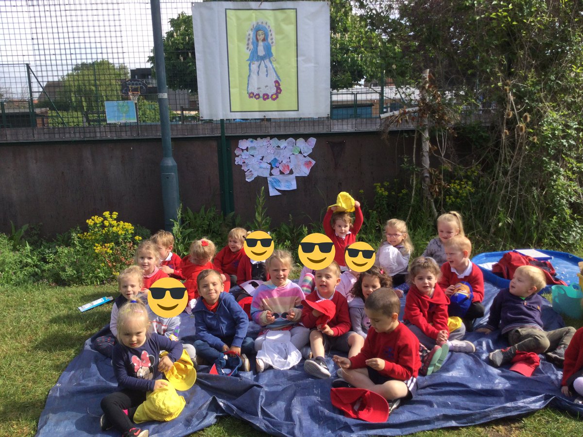 HTAClassF1's tweet photo. The F1 children (Little Acorns) carried out a special liturgy in the beautiful school garden to celebrate the crowning of Mary. We coloured in flowers and cut them out before laying them at Mary’s feet. #HTAComeandSee #HTAEYFS https://t.co/mrJ1s9oTp3
