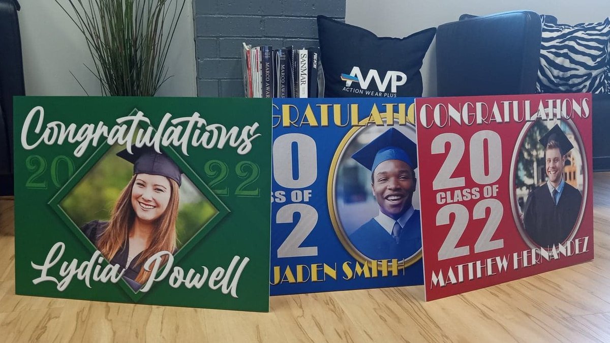 Celebrate your grad!👏👏👏👨‍🎓👩‍🎓

x.com/ActionWearPlus…

#AWP #Graduation #senior2022 #SignArt