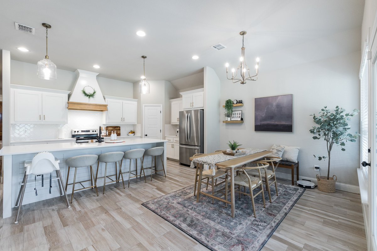 benwegmann's tweet photo. Cozy newly built home I’ll be listing soon for $375,000 🤩 https://t.co/SKEDsYjCCv