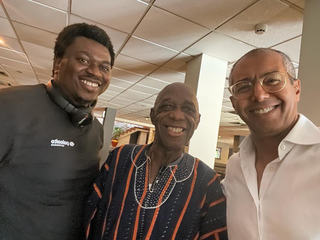 knightrio1's tweet photo. Was a privilege meeting @Drthomasmensah Thank you Professor https://t.co/J8VtrjuWfL