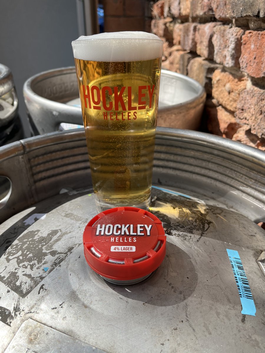 hockleyhelles's tweet photo. #FeelGoodFriday 
Here's to a great weekend ! 🍺
#Weekend #Relax #Drink #social #Nottingham #BeGuidedByTaste #Independent #Creative #Craft https://t.co/GlRUFte7BP