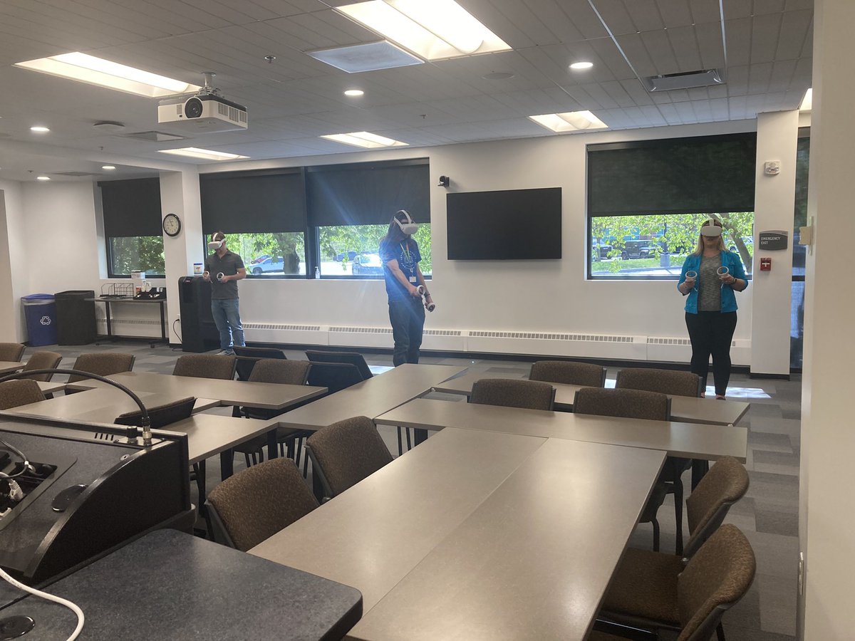 Using VR technology to practice solving algebraic expressions. #stemrocks #reallifeconnections