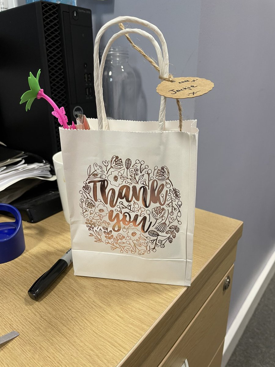 jackie RGN RSCN BSC (@jackie03328877) on Twitter photo Thank you <a href="/ClareOl00782662/">Clare Oliver</a> for the thoughtful gift bags to celebrate #InternationalNursesDay @NorthMidNHS <a href="/datt_colette/">Colette Datt ๐๐MBE RGN RNC BSC MSC</a> Thank you <a href="/ClareOl00782662/">Clare Oliver</a> for the thoughtful gift bags to celebrate #InternationalNursesDay @NorthMidNHS <a href="/datt_colette/">Colette Datt ๐๐MBE RGN RNC BSC MSC</a>