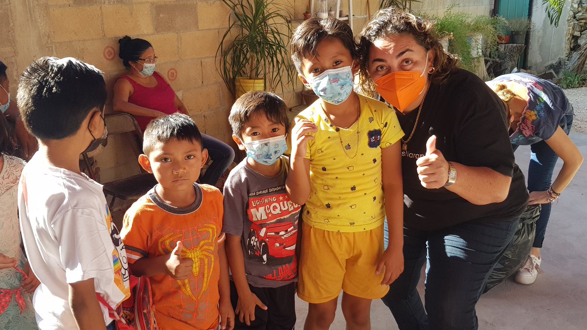 MovCiudadanoYuc's tweet photo. La pasamos súper chévere en #Hunucma con las familias. Conchi Ruiz, Salome Sansores y Lucia Canto, así como el equipo naranja pasamos una tarde de alegrías. https://t.co/TWJ9knCOV0