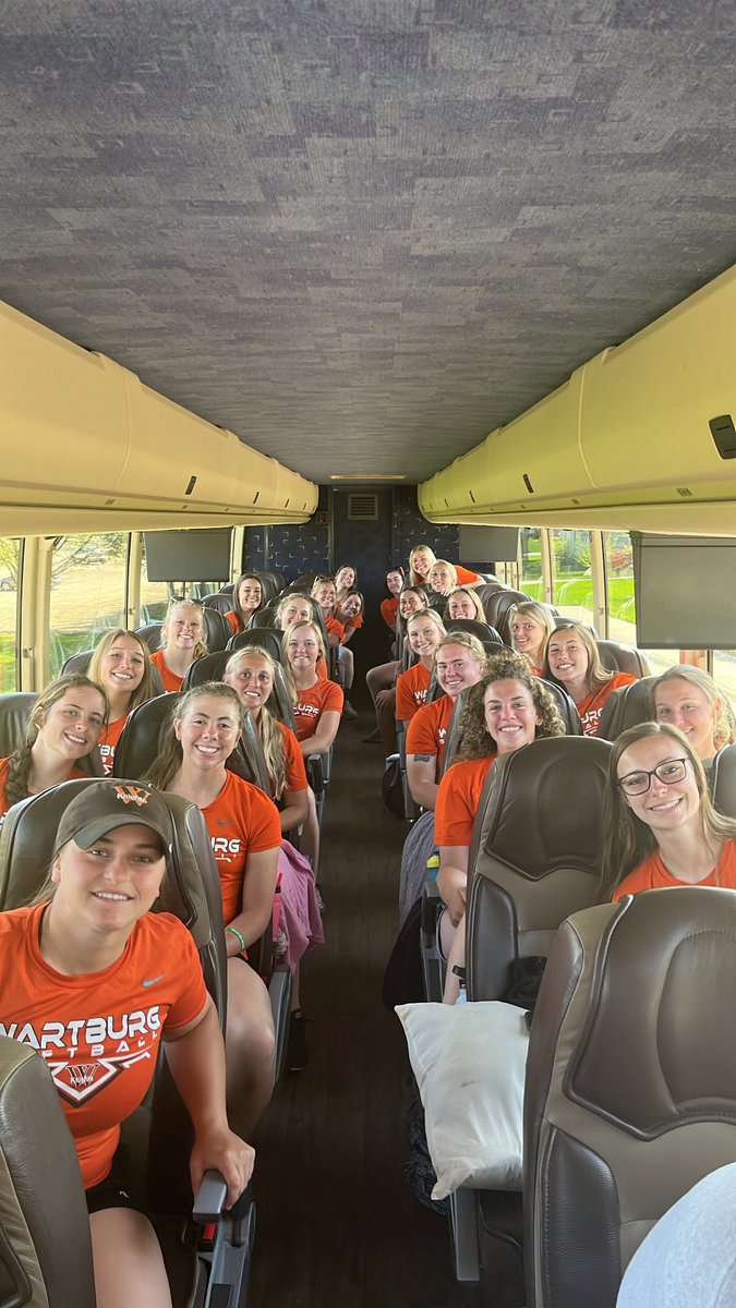 WartburgSB's tweet photo. We are on the road! Excited for the trip to St. Ben’s (MN) and for the regional tournament this weekend
#GoKnights #BeTheStandard 🧡🖤 https://t.co/ewplWXiLWF