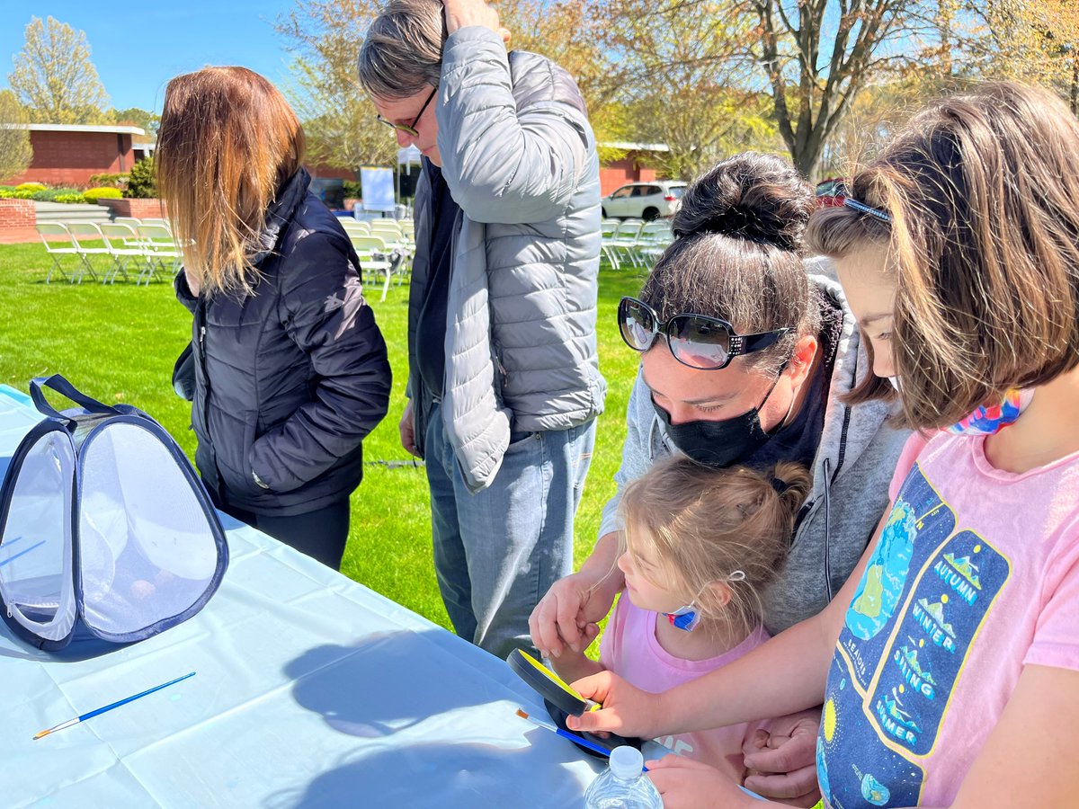 Epoch5PR's tweet photo. Say hello to nature’s most beneficial garden friend! Pinelawn Memorial Park and Arboretum kicked off their 2022 educational series with Long Island’s only praying mantis experience. Families gathered to learn more about the insect and to distribute egg casings into the gardens. https://t.co/00P3H3KY4y
