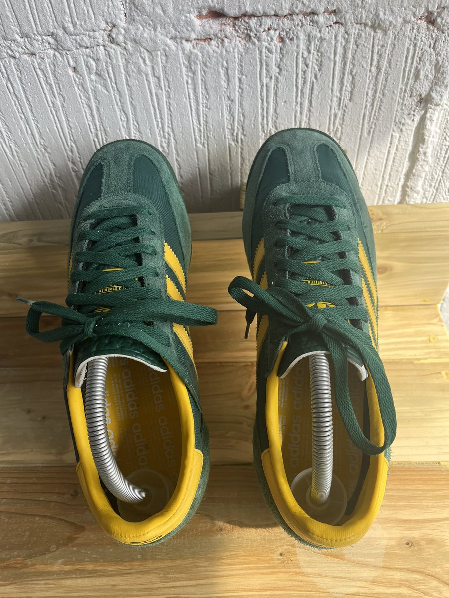 solepatrol666's tweet photo. Over the moon with these 2008 SL72s,first time using the Dye Activator from @Reno_station no need for a re-dye, another quality product from my mates up north.#adidasoriginals #adidasSL72 #ShowUsYourStripes #SolePatrol #upcycle https://t.co/biPMK2fXIu