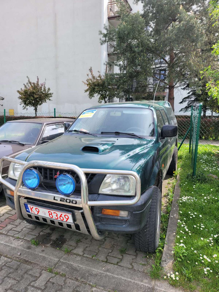 NataliaPiskova's tweet photo. Пікапчик я вже знайшла, він дуже сексі. 

Скиньте 54грн, будь ласка, не для себе прошу, для крутих дядьків. 
 
Монобанка: 
https://t.co/tf11Dpomqu

Картка: 
https://t.co/QNEFMJ2LJY https://t.co/mzvT8mIKbp