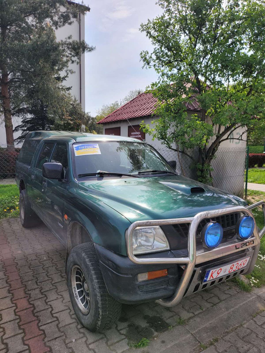 NataliaPiskova's tweet photo. Пікапчик я вже знайшла, він дуже сексі. 

Скиньте 54грн, будь ласка, не для себе прошу, для крутих дядьків. 
 
Монобанка: 
https://t.co/tf11Dpomqu

Картка: 
https://t.co/QNEFMJ2LJY https://t.co/mzvT8mIKbp