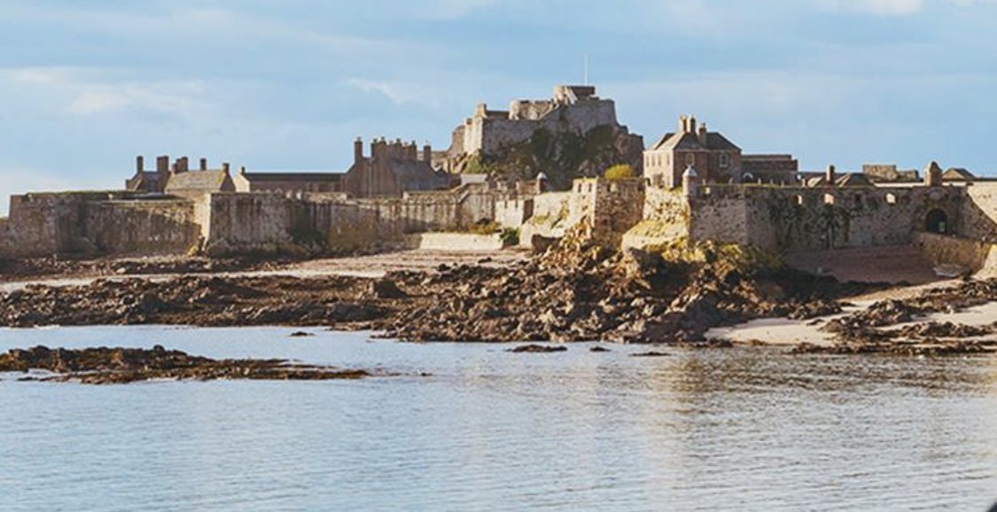 We are looking forward to welcoming all our @RSMcoloproct members from across the UK to Jersey today and for the next few days for the Coloproctology section overseas meeting- an outstanding programme and a great time to network rsm.ac.uk/events/colopro… 🇯🇪