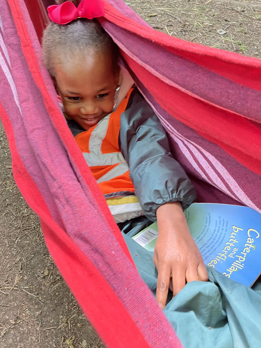 Morningside_ps's tweet photo. #nursery had a fantastic trip to forest school! We love visiting 🕸🪰🪵🌳 #eyfs #forestschool #hackneyforestschool https://t.co/asr6LTeRhJ