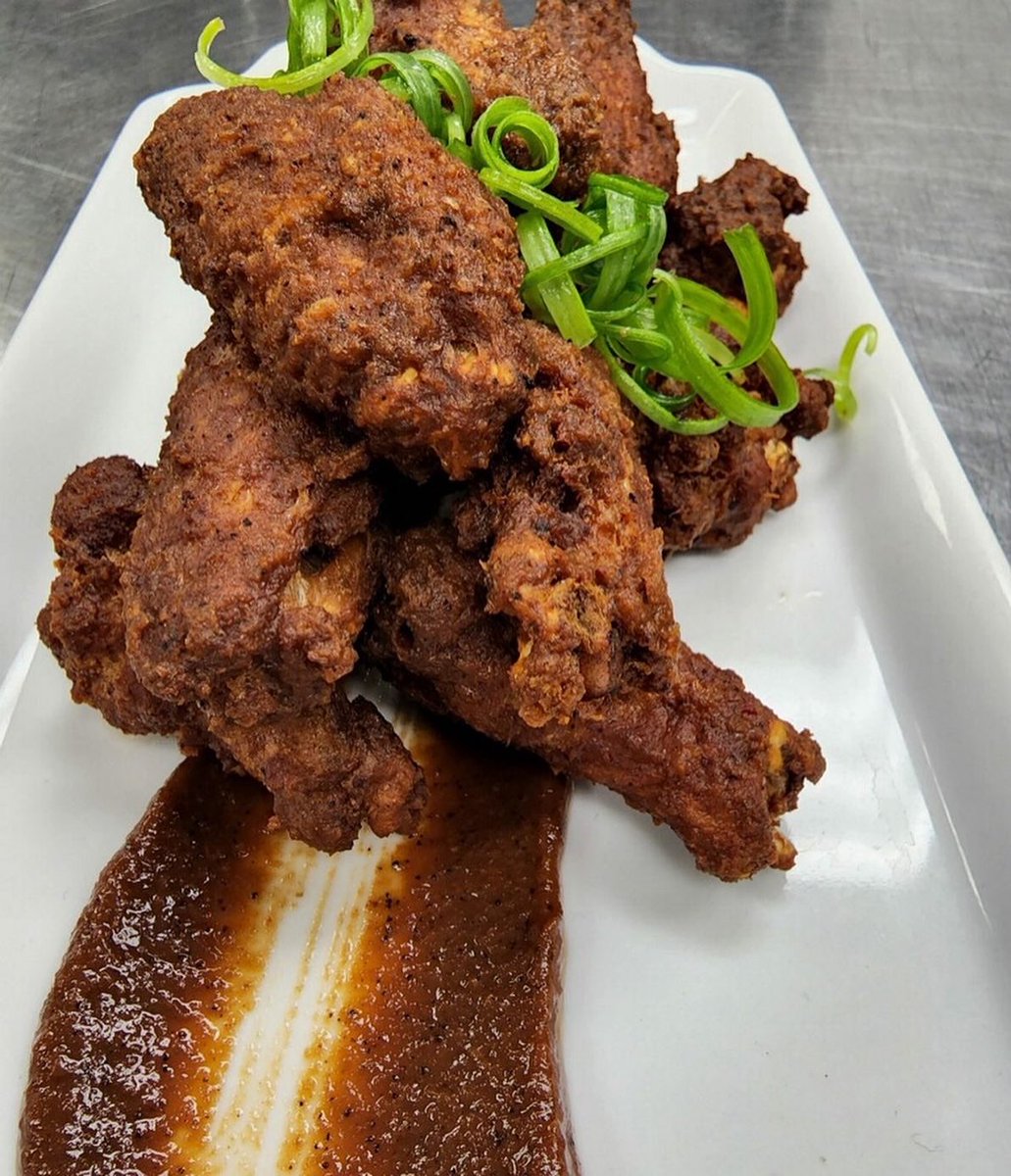 Danny’s Kitchen + Bar tweet media